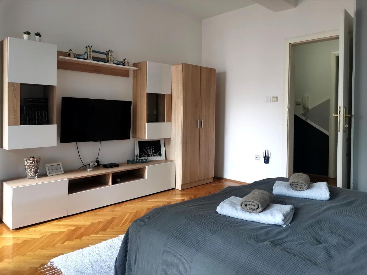 Center Apartment Iva 노비사드 외부 사진